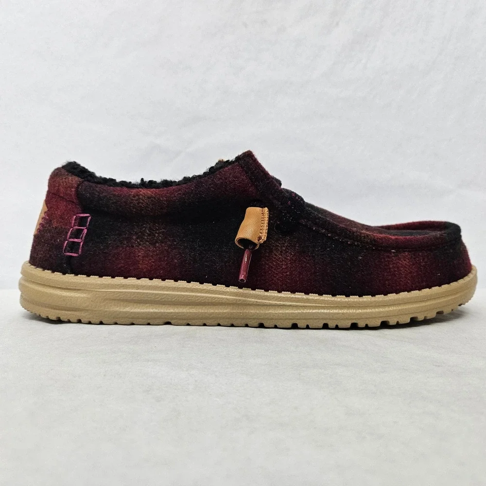 Hey Dude Wally Cozy Plaid Loafers Lined 44341-6RQ Red Black Mens Size‎ 9
